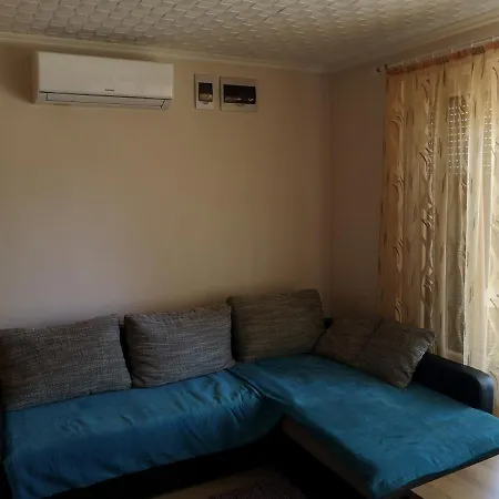 Relax Apartman * Balatonmariafurdo