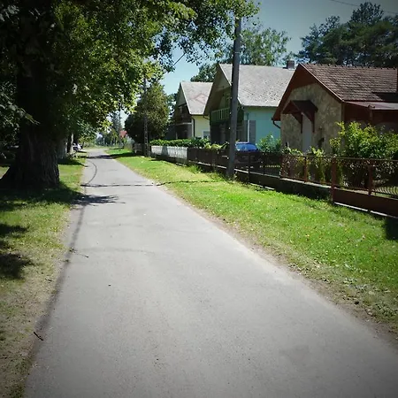 Relax Apartman Balatonmáriafürdő