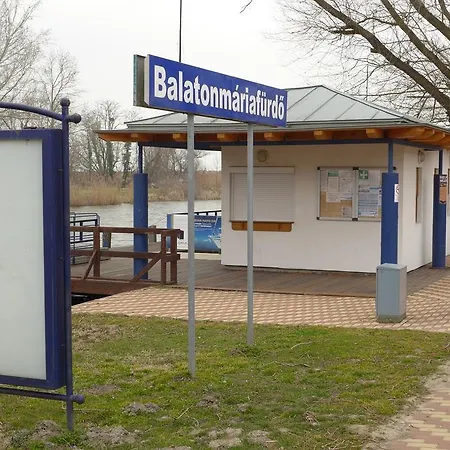 Lejlighed Relax Apartman Balatonmáriafürdő