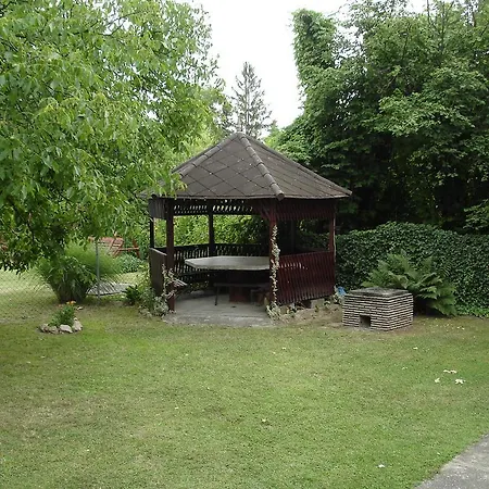 Relax Apartman * Balatonmáriafürdő